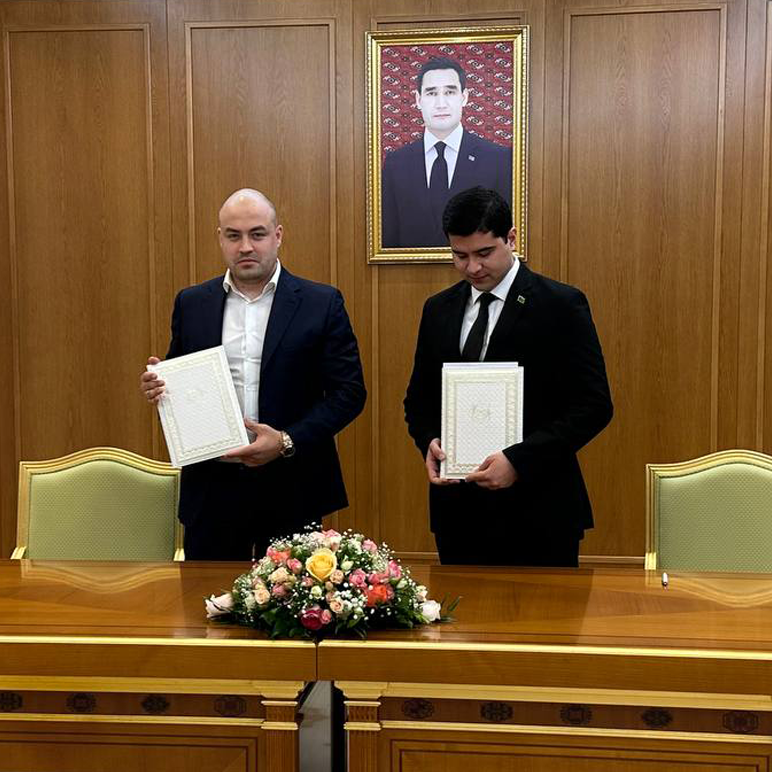 Генеральный директор компании "Натуральное здоровье" Сергей Патраков подписал партнерское соглашение с одним из крупнейших торговых холдингов Туркменистана